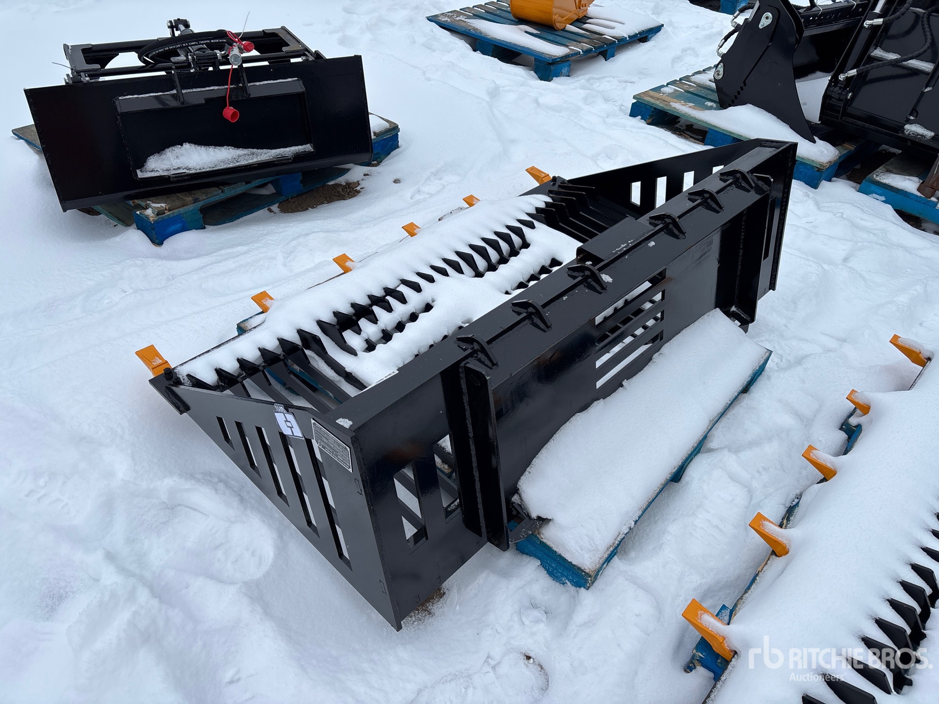 General Appearance with Bild, Ecke hinten links