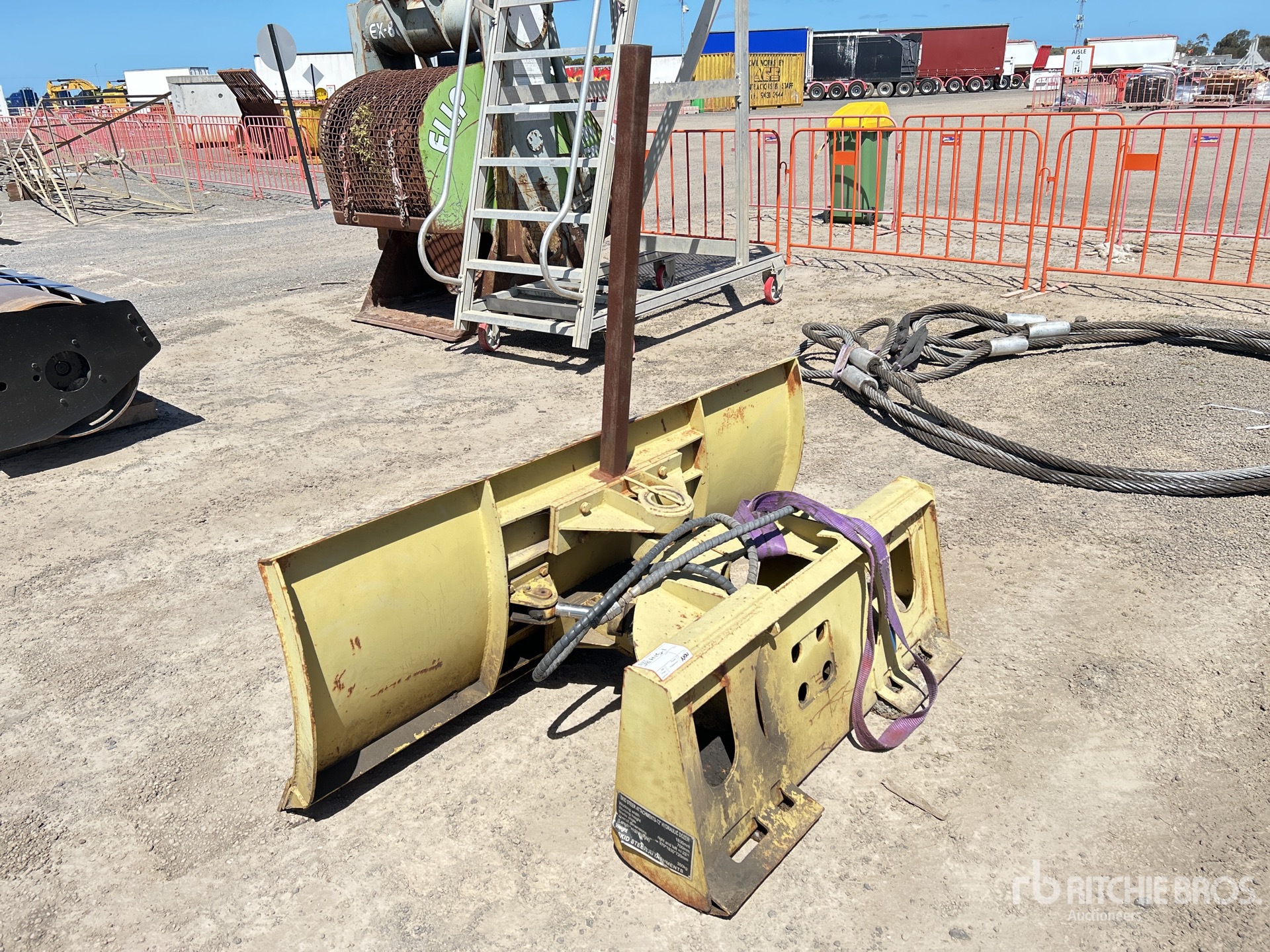 General Appearance with Picture, Left Rear Corner