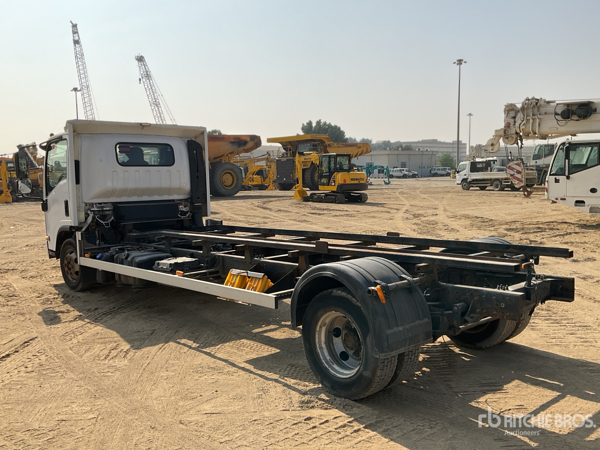 Aspect général with Image, coin arrière droit