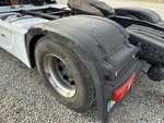4 Underbody - Truck with 