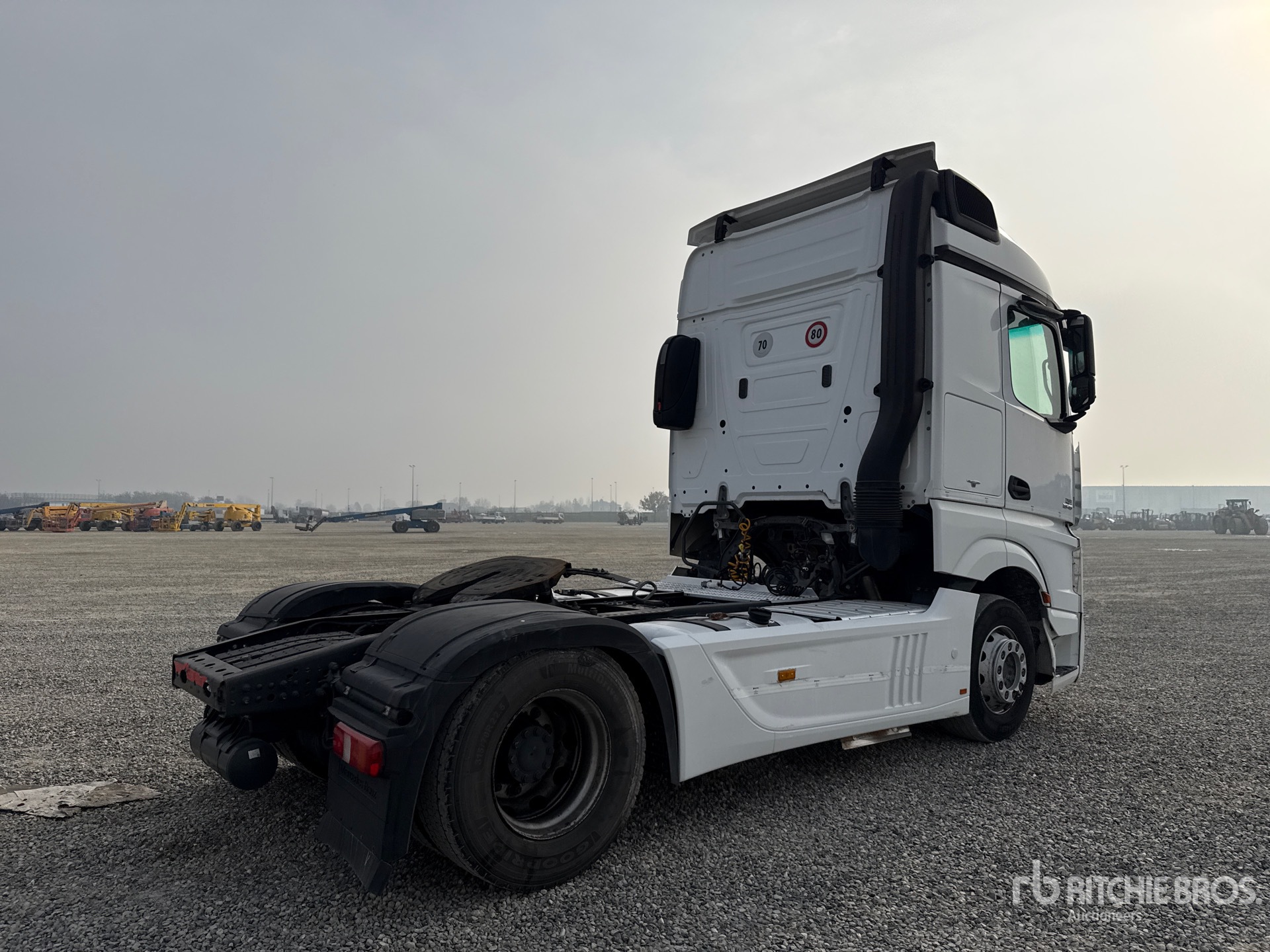 General Appearance with Bild, Ecke hinten rechts