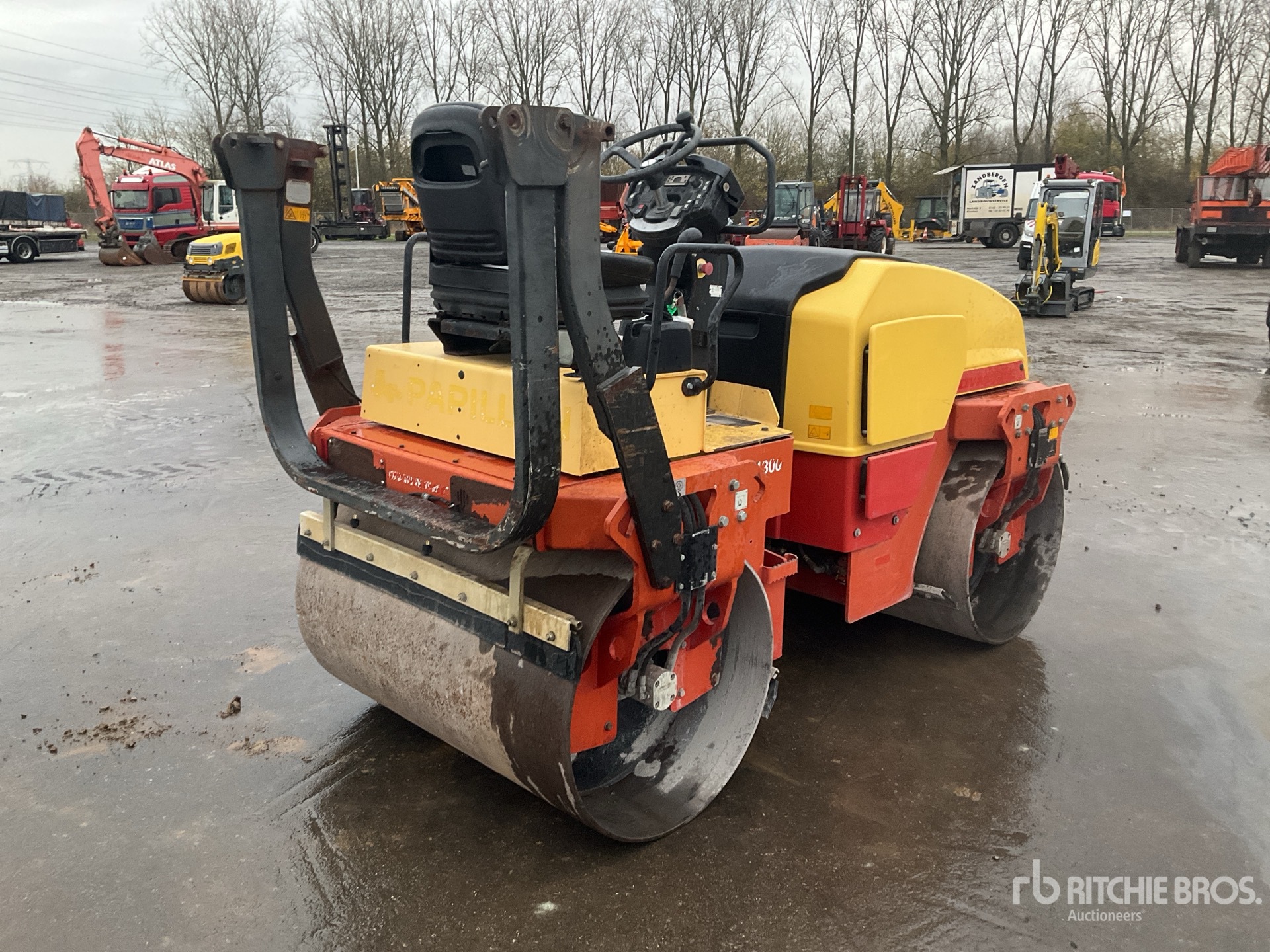 General Appearance with Image, coin arrière droit