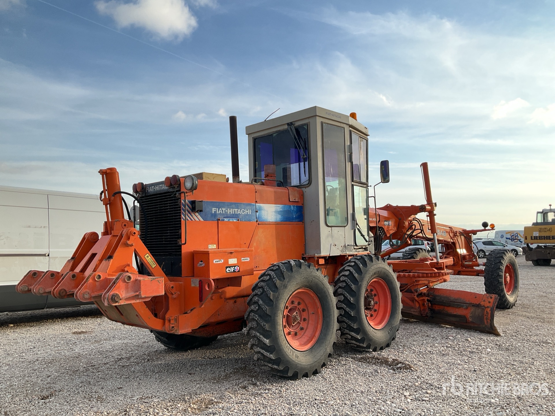 General Appearance with Imagen: esquina trasera derecha