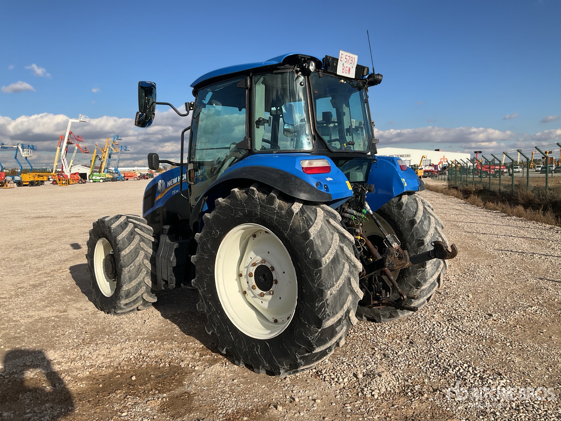 General Appearance with Picture, Left Rear Corner