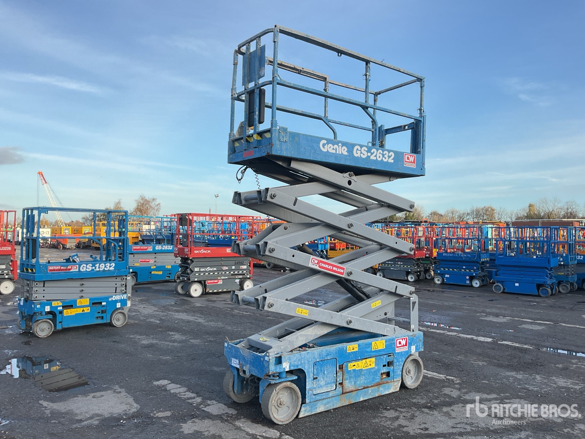 General Appearance with Featured Photo