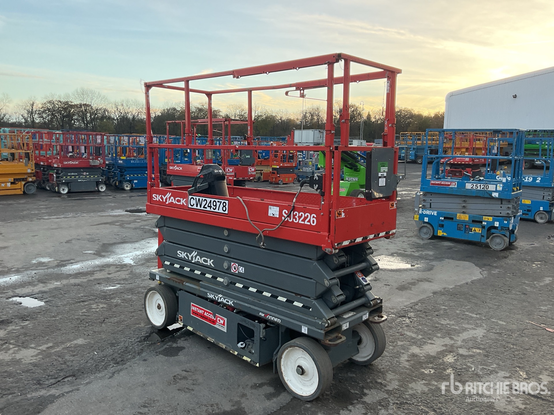 General Appearance with Picture, Right Front Corner