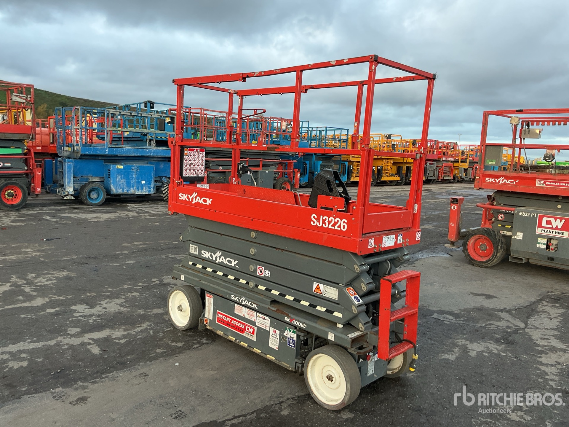 General Appearance with Picture, Left Rear Corner