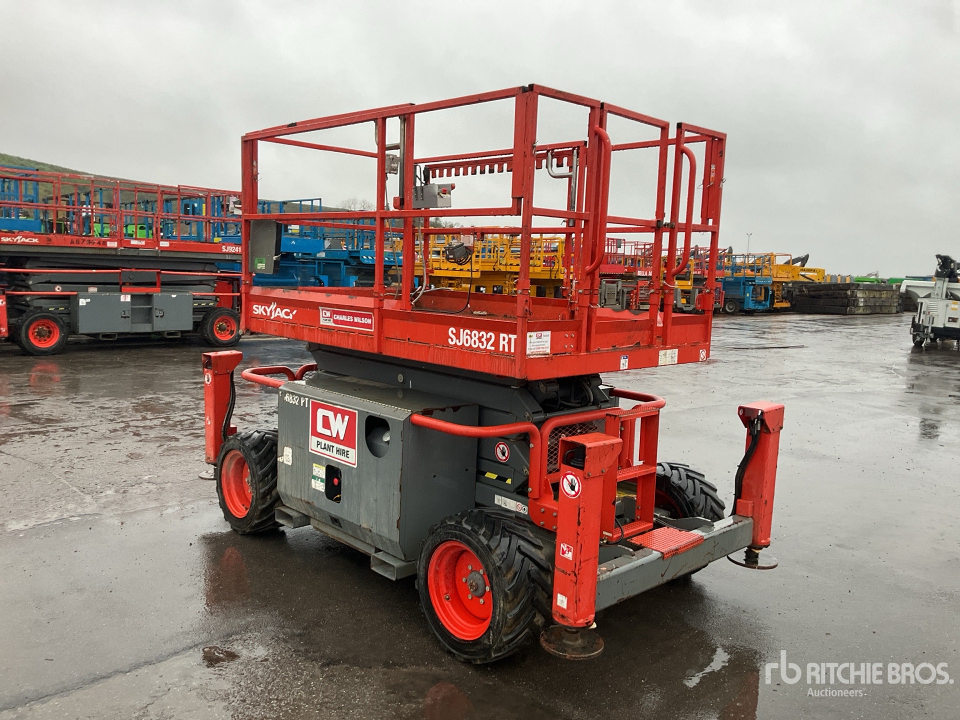 General Appearance with Picture, Left Rear Corner