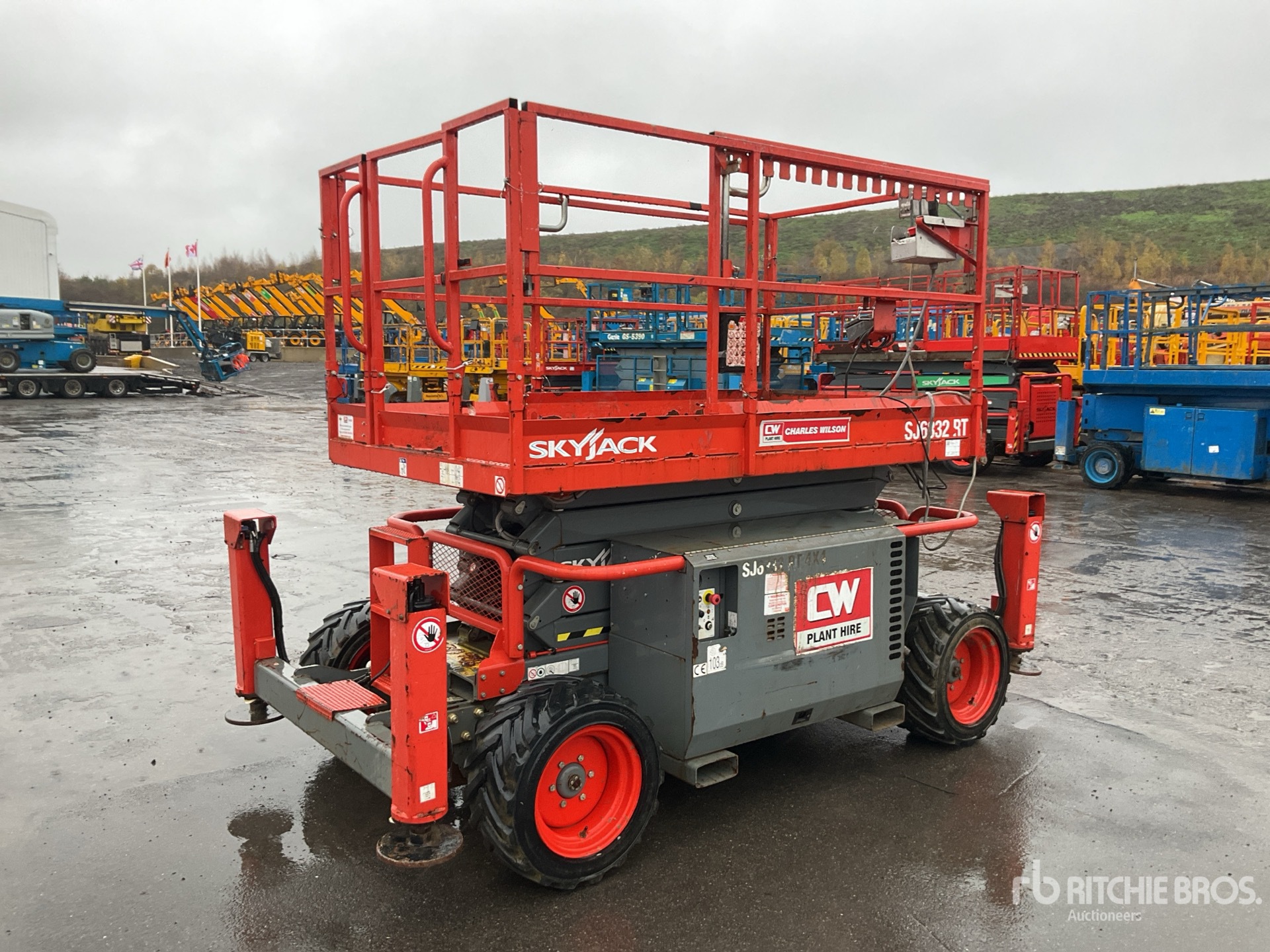 General Appearance with Picture, Right Rear Corner