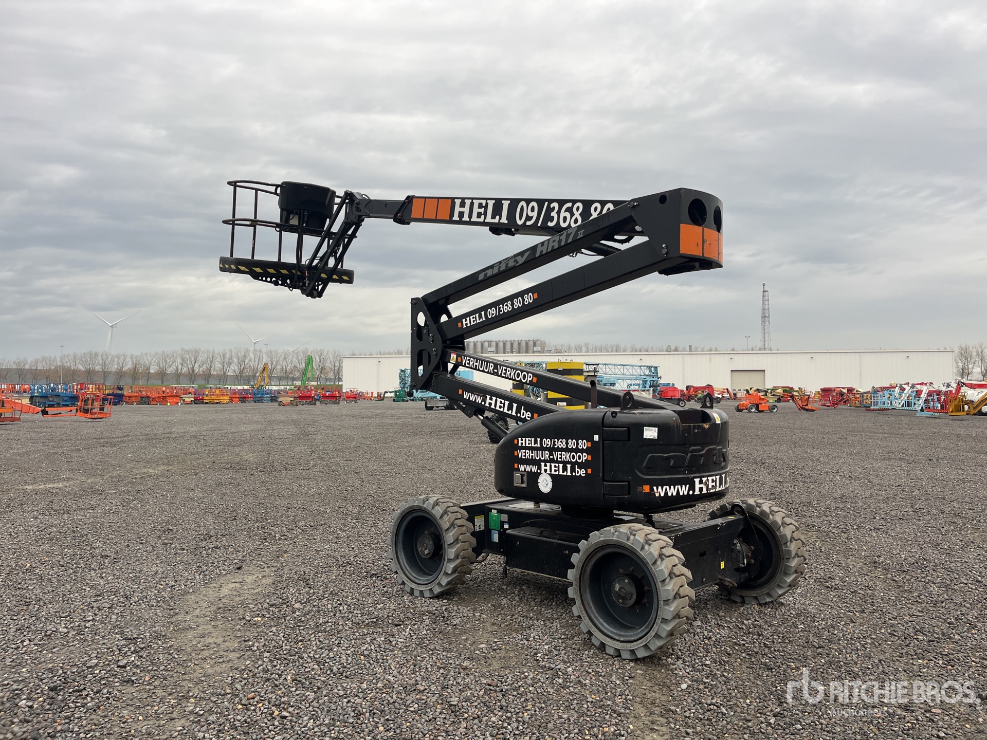 General Appearance with Image, coin avant droit