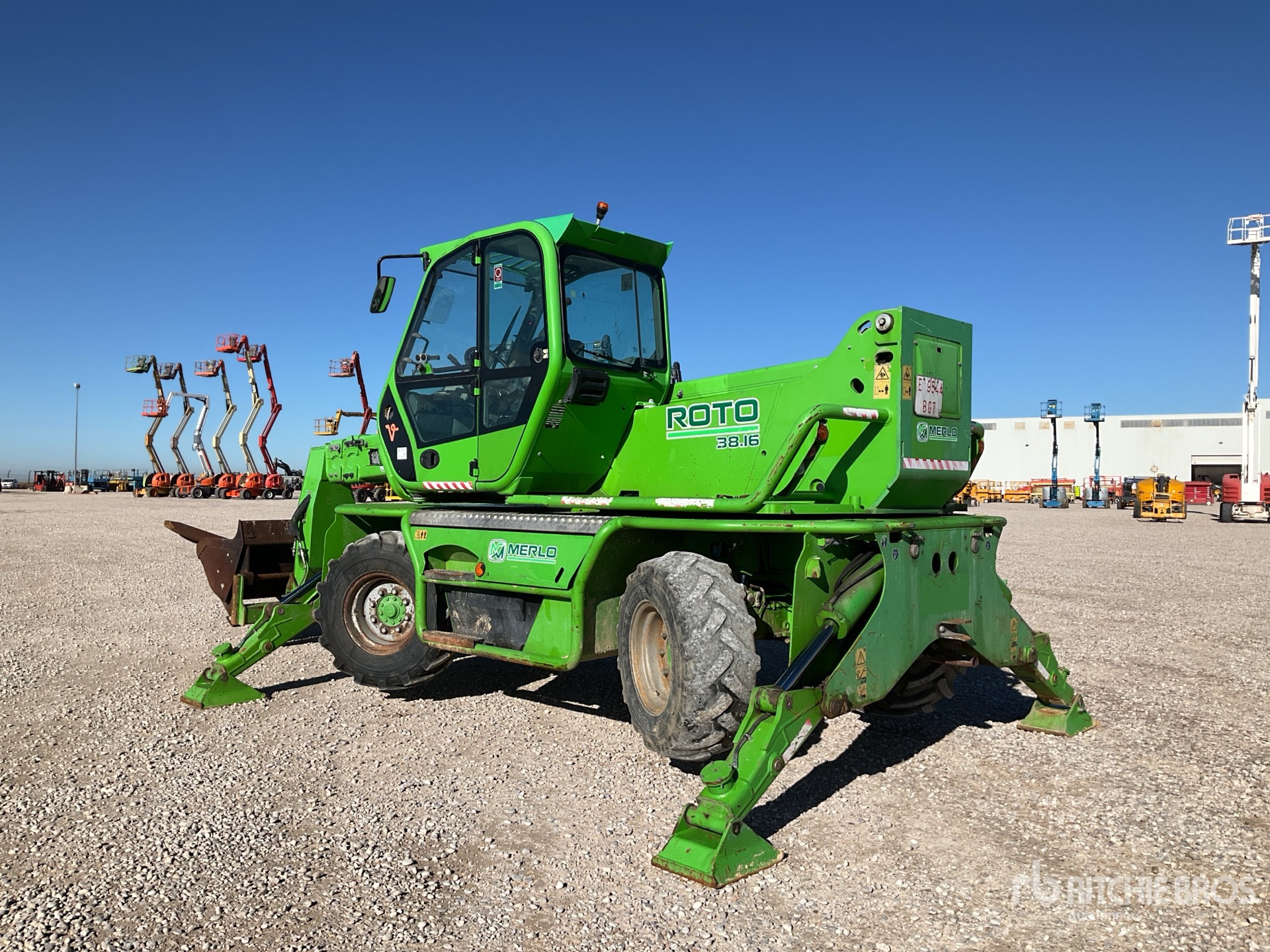 General Appearance with Bild, Ecke hinten links