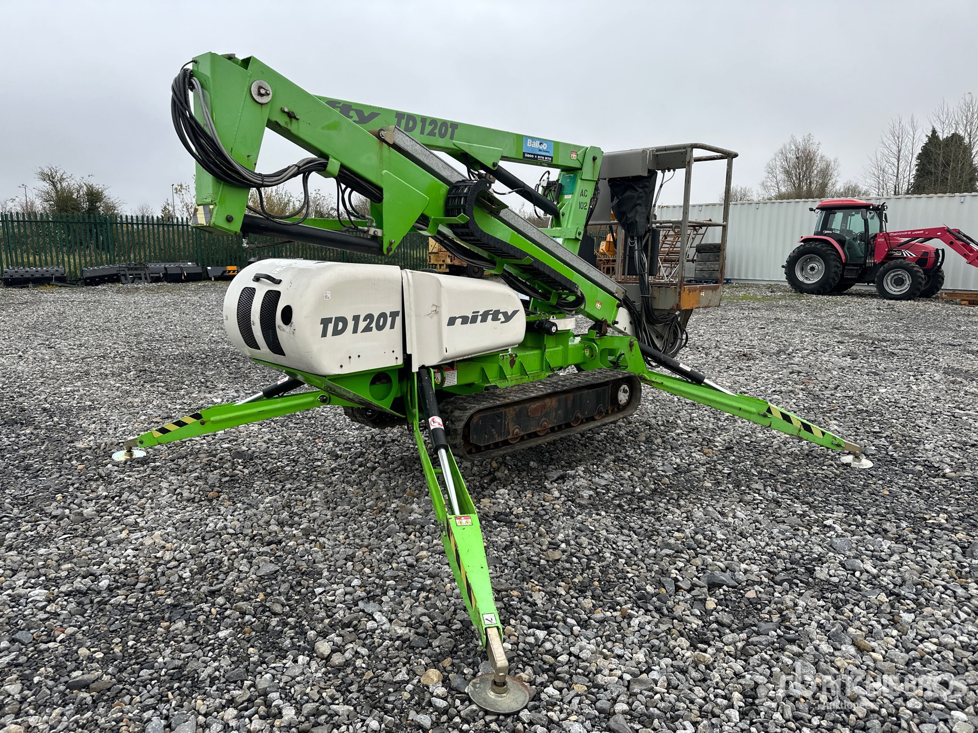 General Appearance with Picture, Right Rear Corner