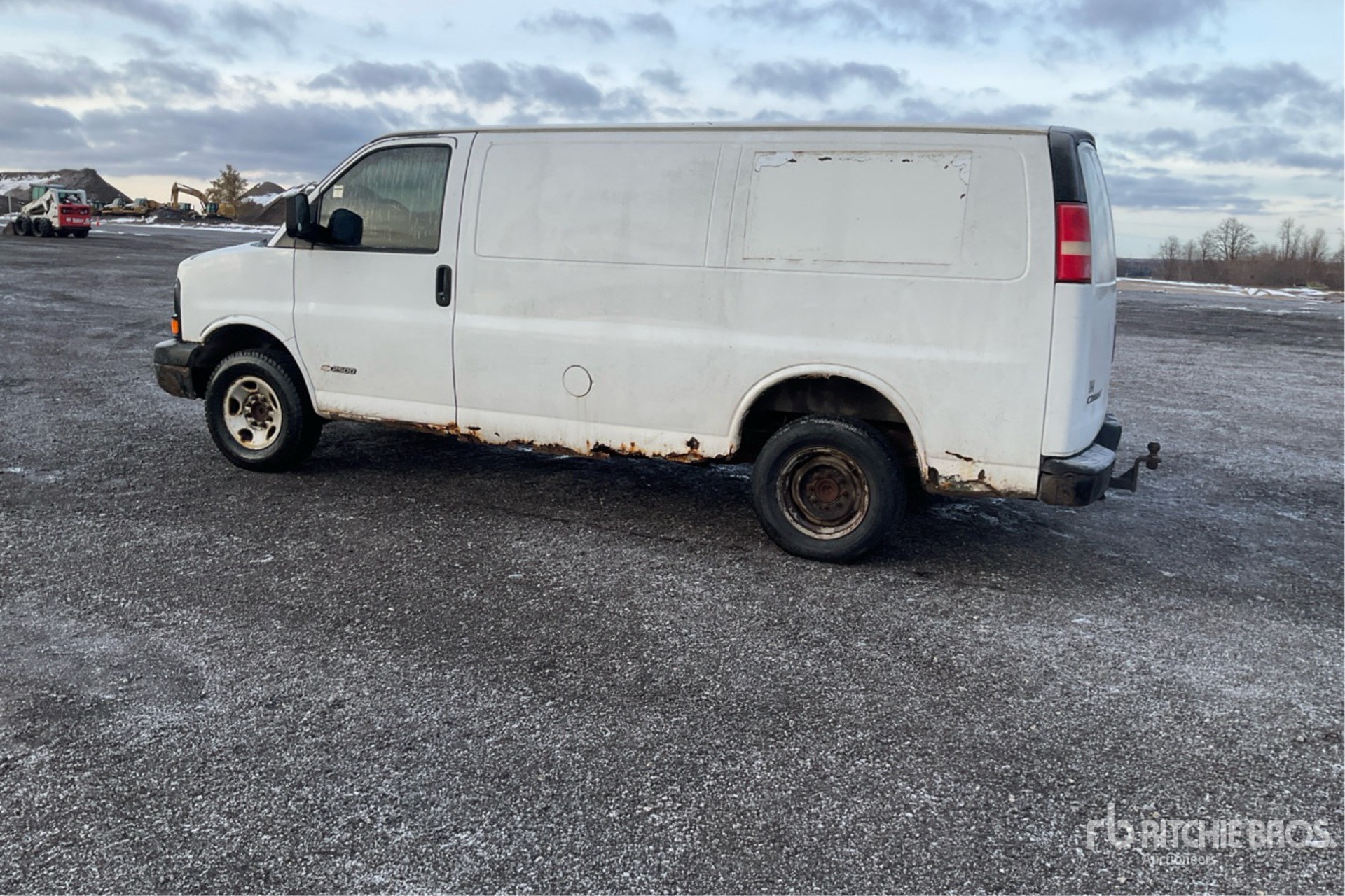 General Appearance with Foto, angolo posteriore sinistro