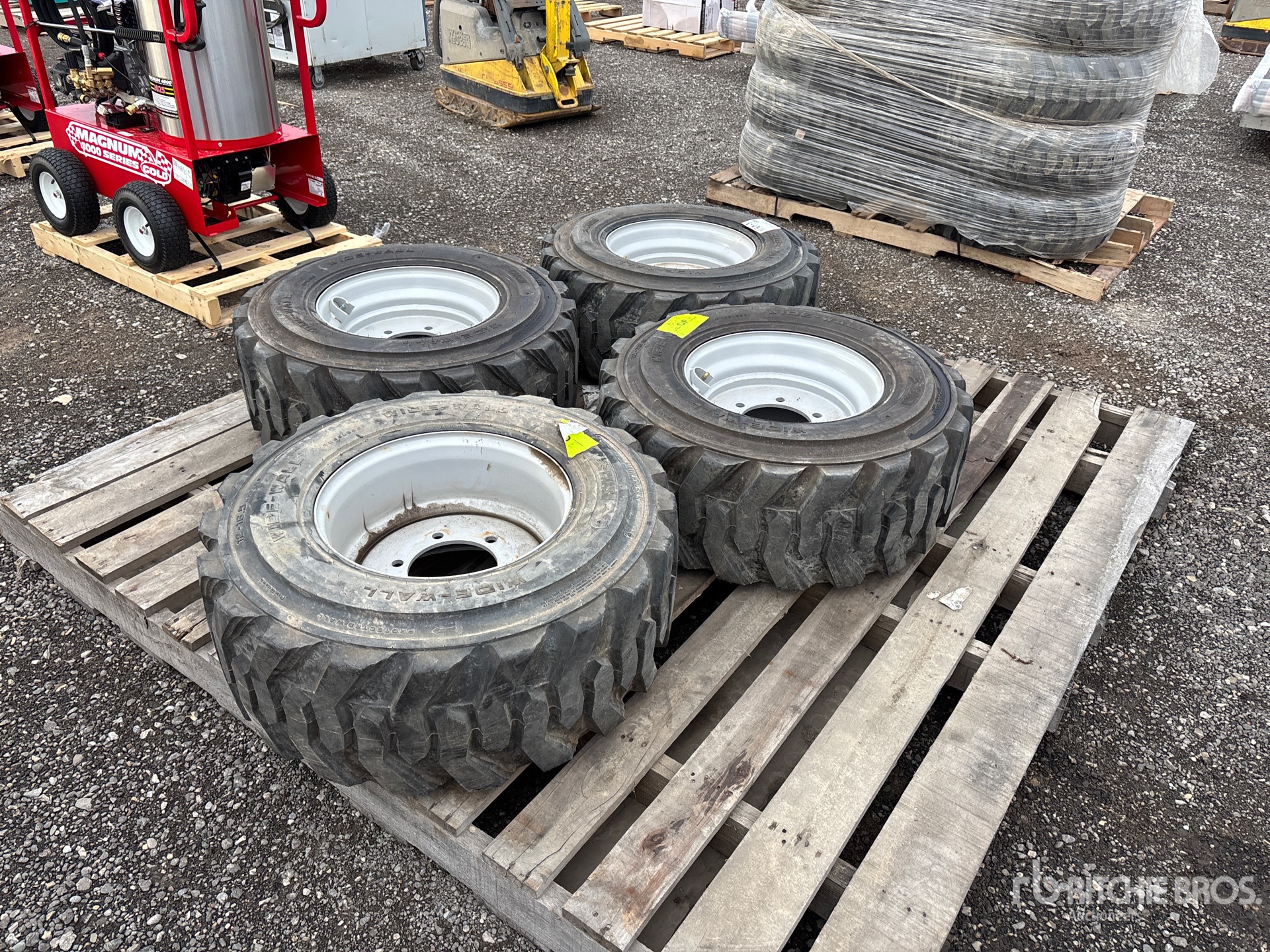 General Appearance with Imagen: esquina trasera izquierda