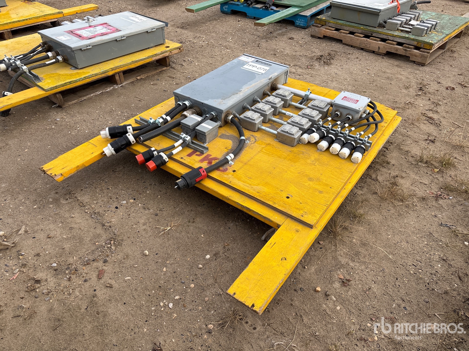 General Appearance with Image, coin avant gauche