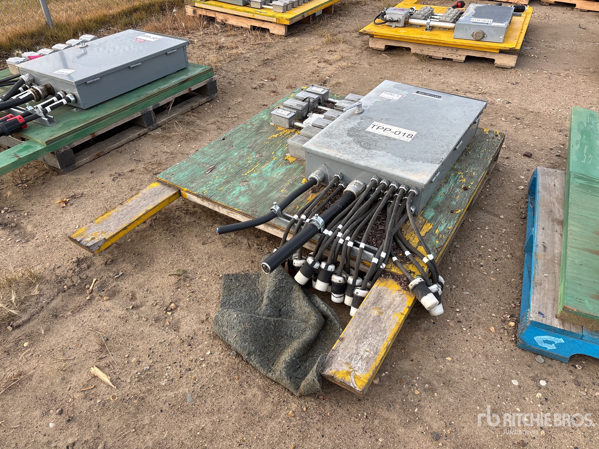 General Appearance with Image, coin avant gauche