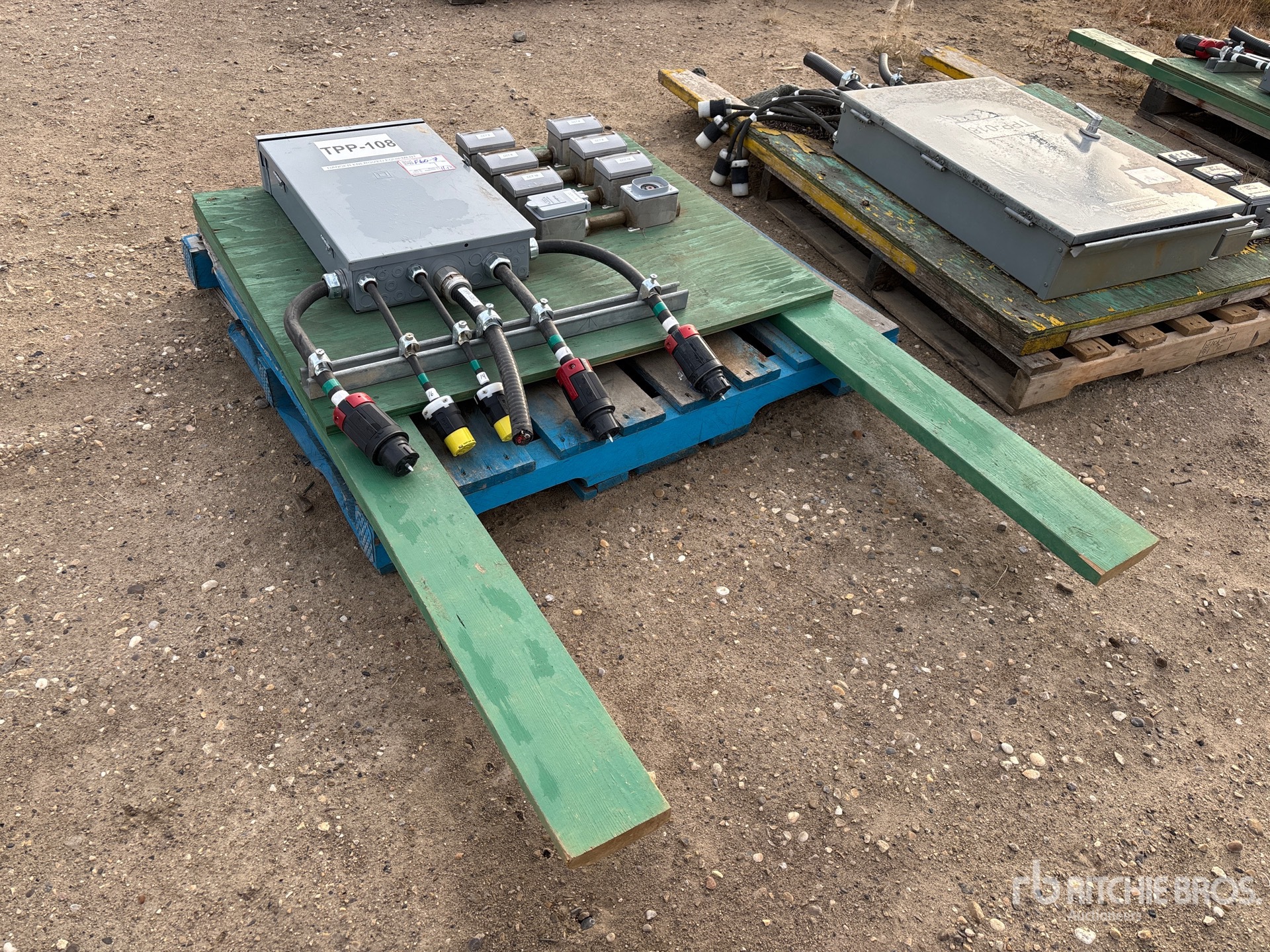 General Appearance with Image, coin avant droit