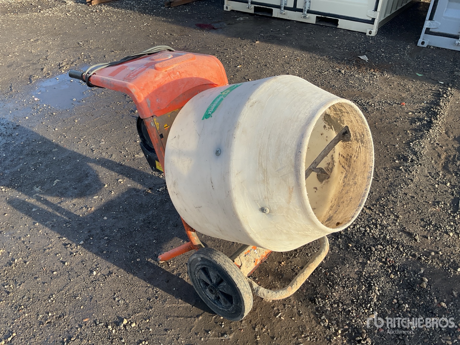 General Appearance with Picture, Right Front Corner