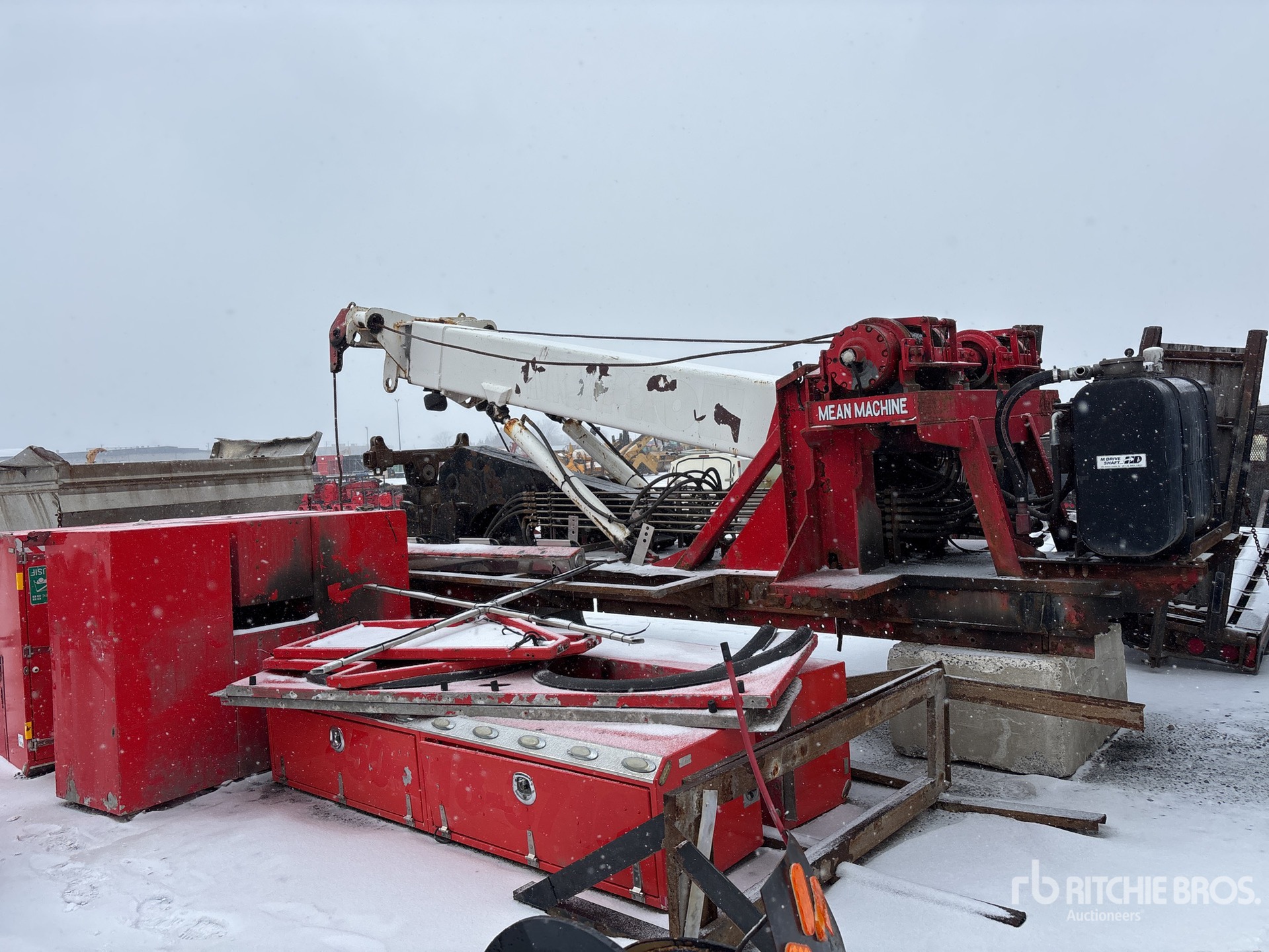 General Appearance with Picture, Left Rear Corner