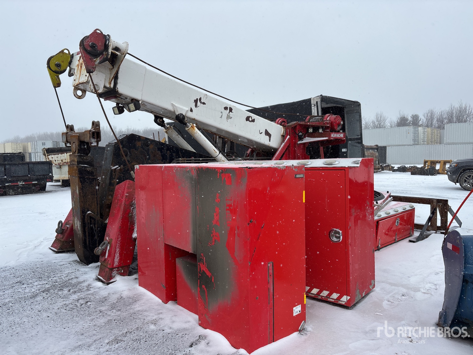 General Appearance with Picture, Left Front Corner