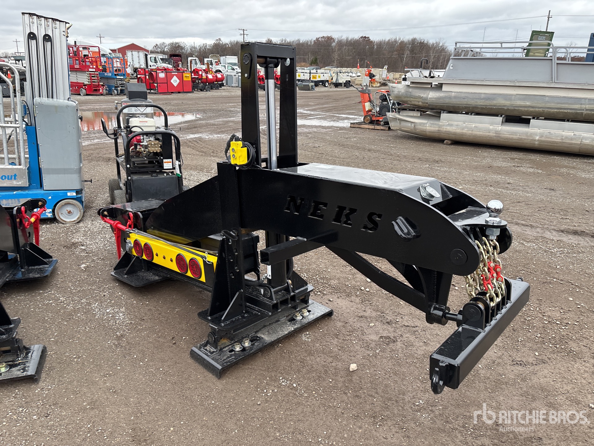 General Appearance with Picture, Right Front Corner