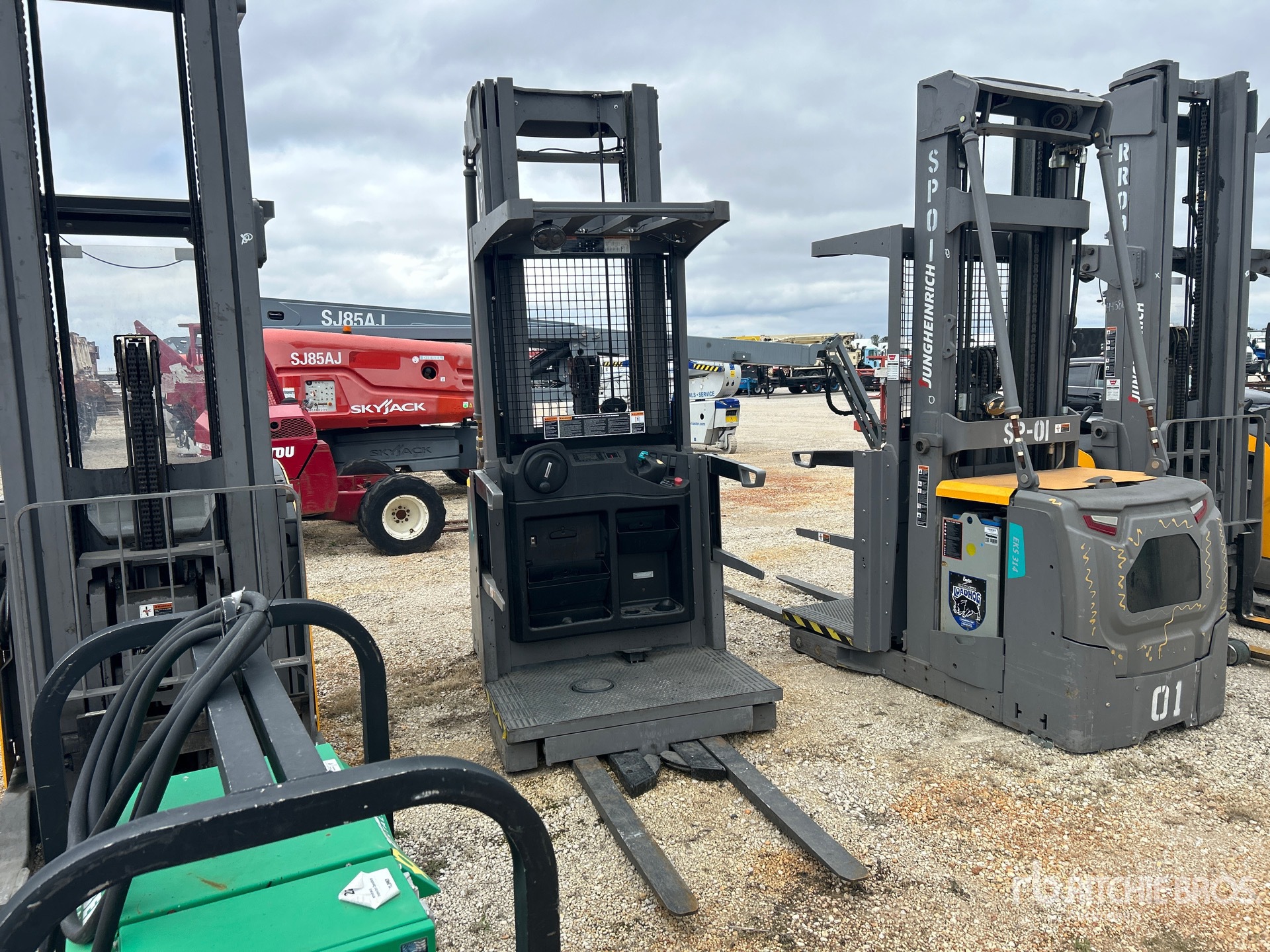 General Appearance with Image, coin avant droit