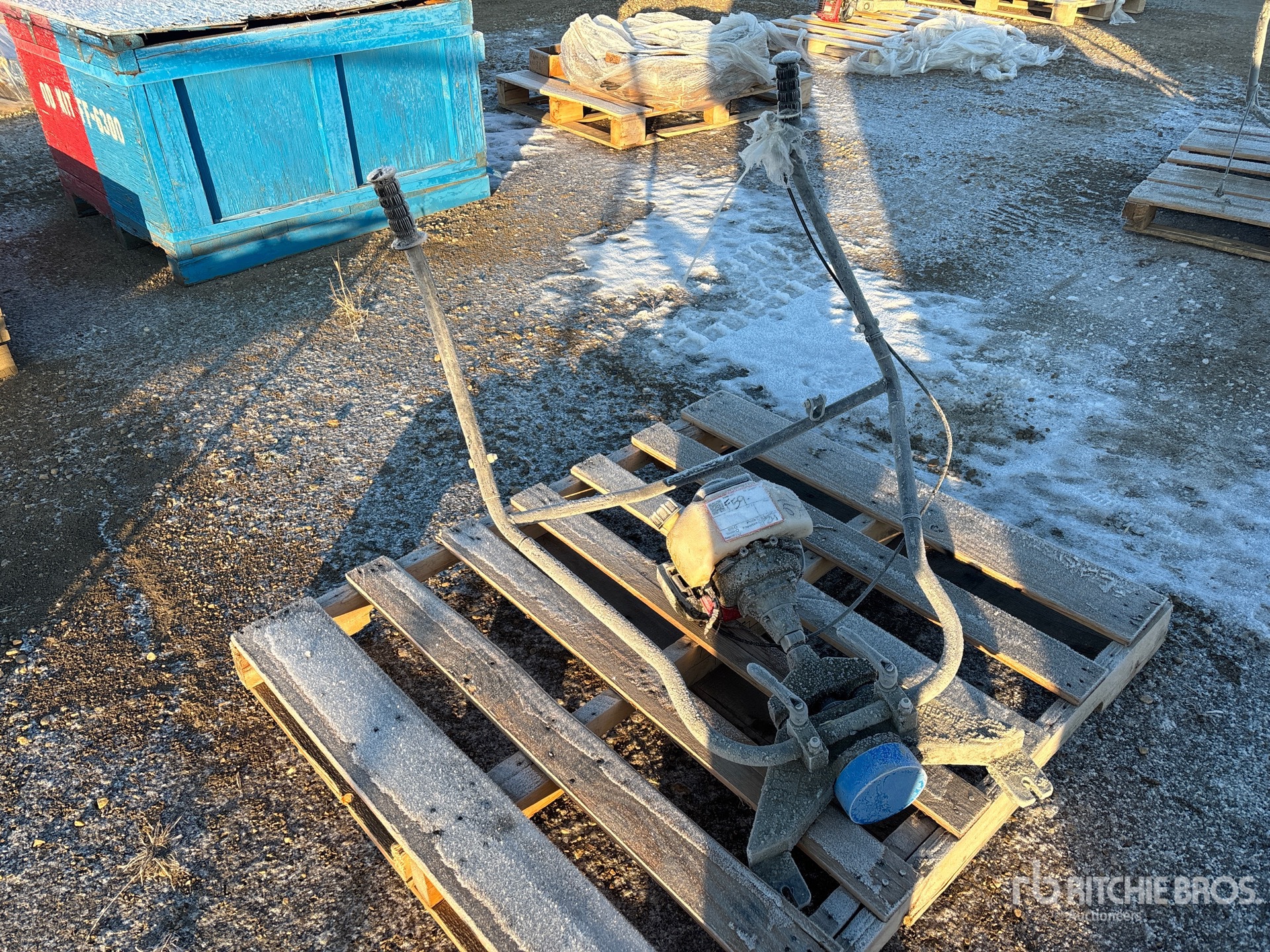 Aspect général with Image, coin arrière droit