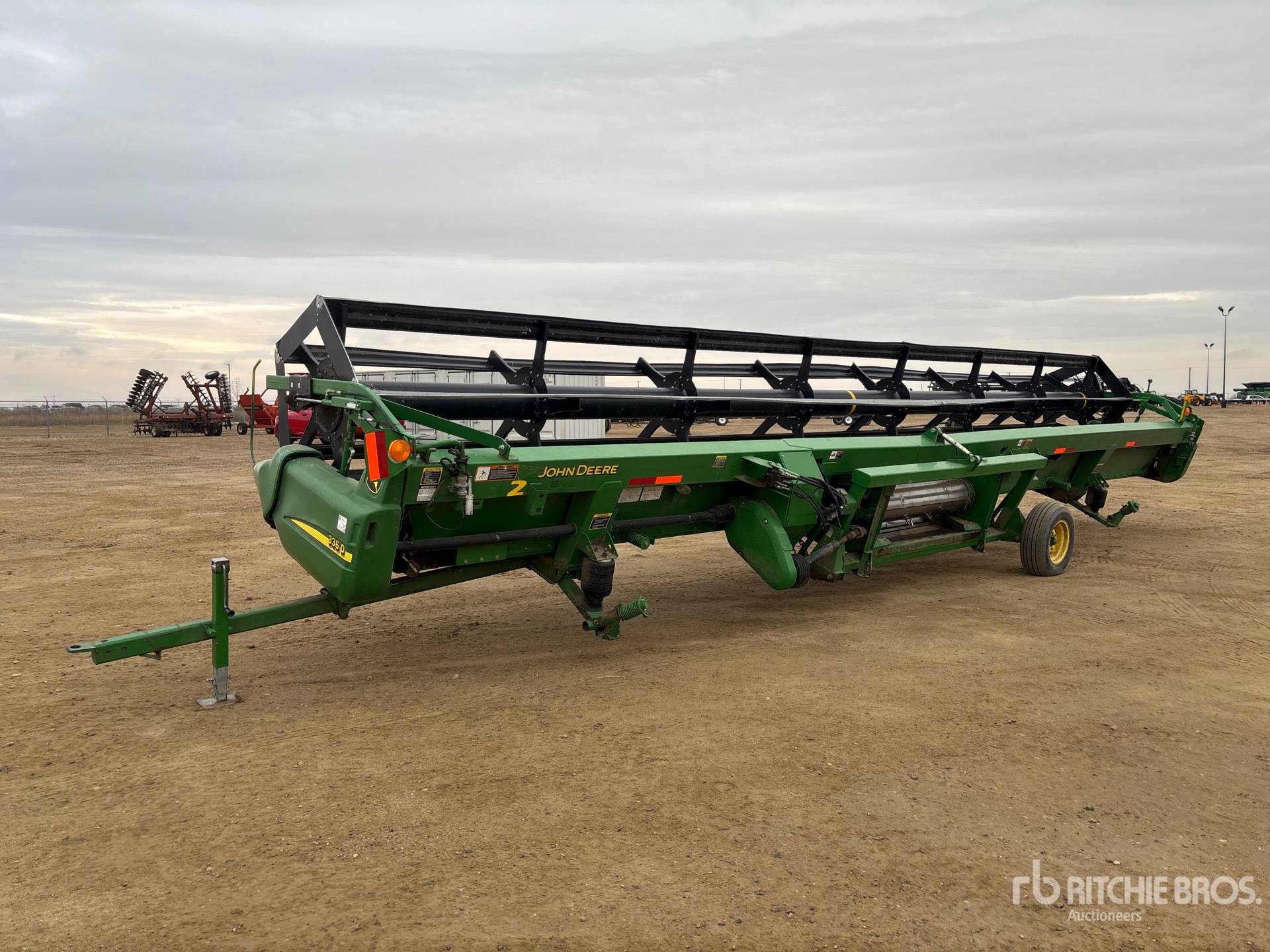 General Appearance with Foto, angolo posteriore sinistro