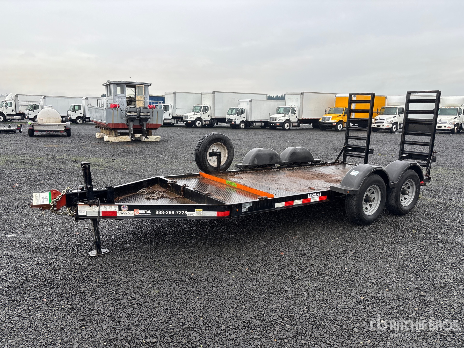 General Appearance with Bild, Ecke vorne links