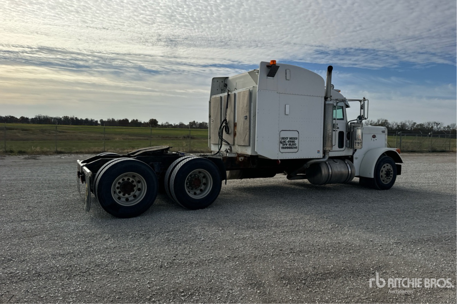 General Appearance with Bild, Ecke hinten rechts