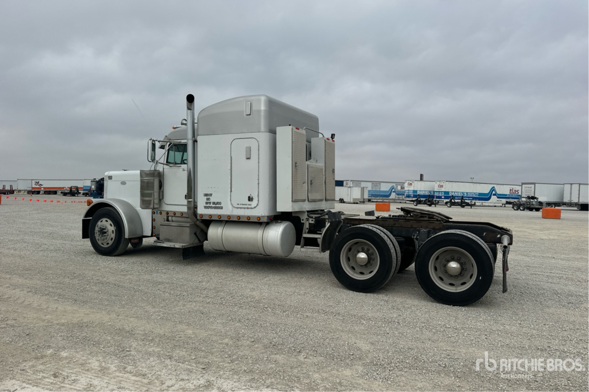 General Appearance with Zdjęcie, lewy dolny róg