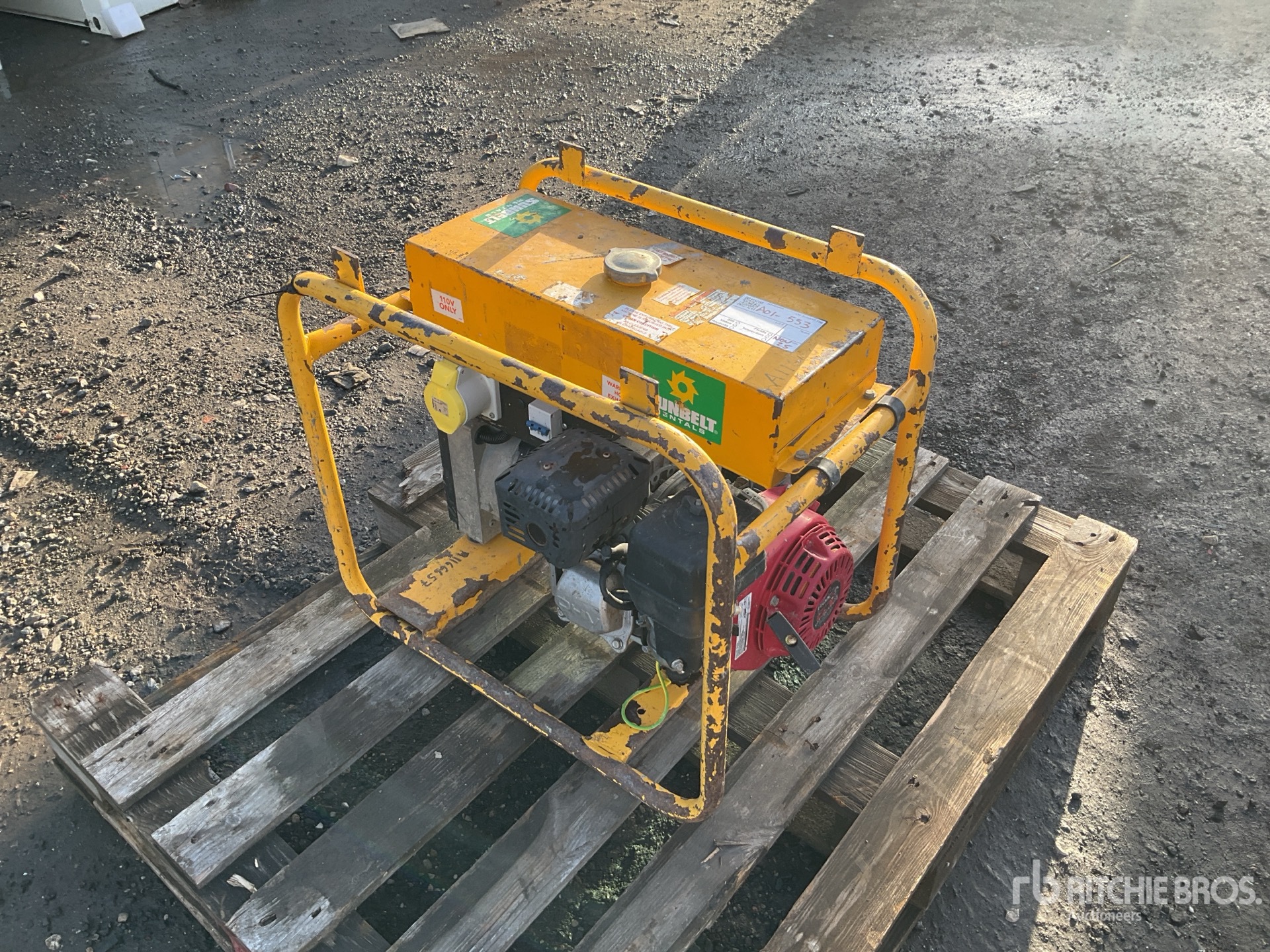 General Appearance with Picture, Left Front Corner