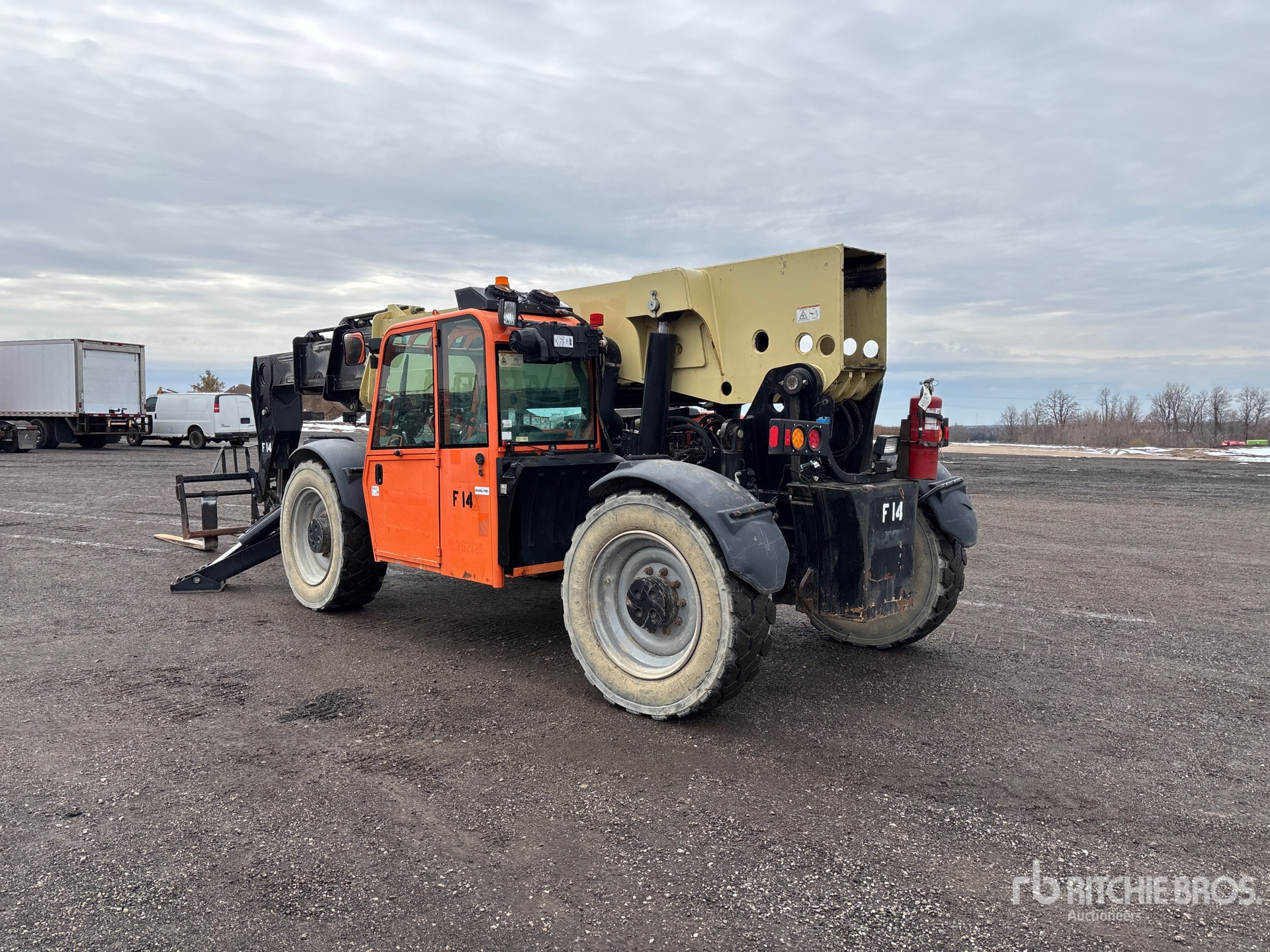 General Appearance with Imagen: esquina trasera izquierda