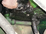 Engine with Oil Leaks