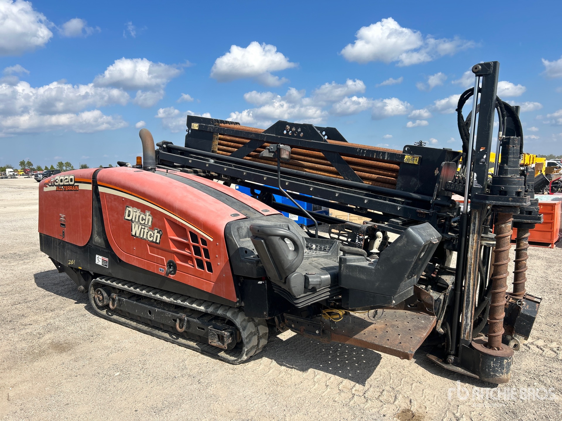 General Appearance with Bild, Ecke vorne rechts