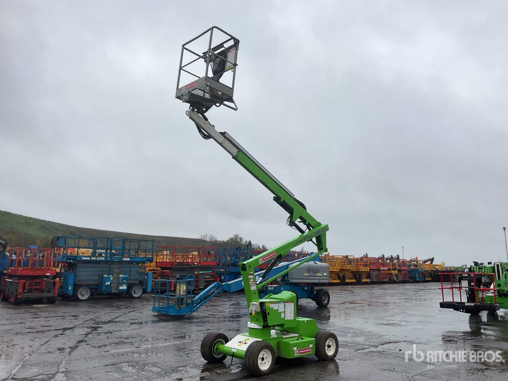 General Appearance with Featured Photo