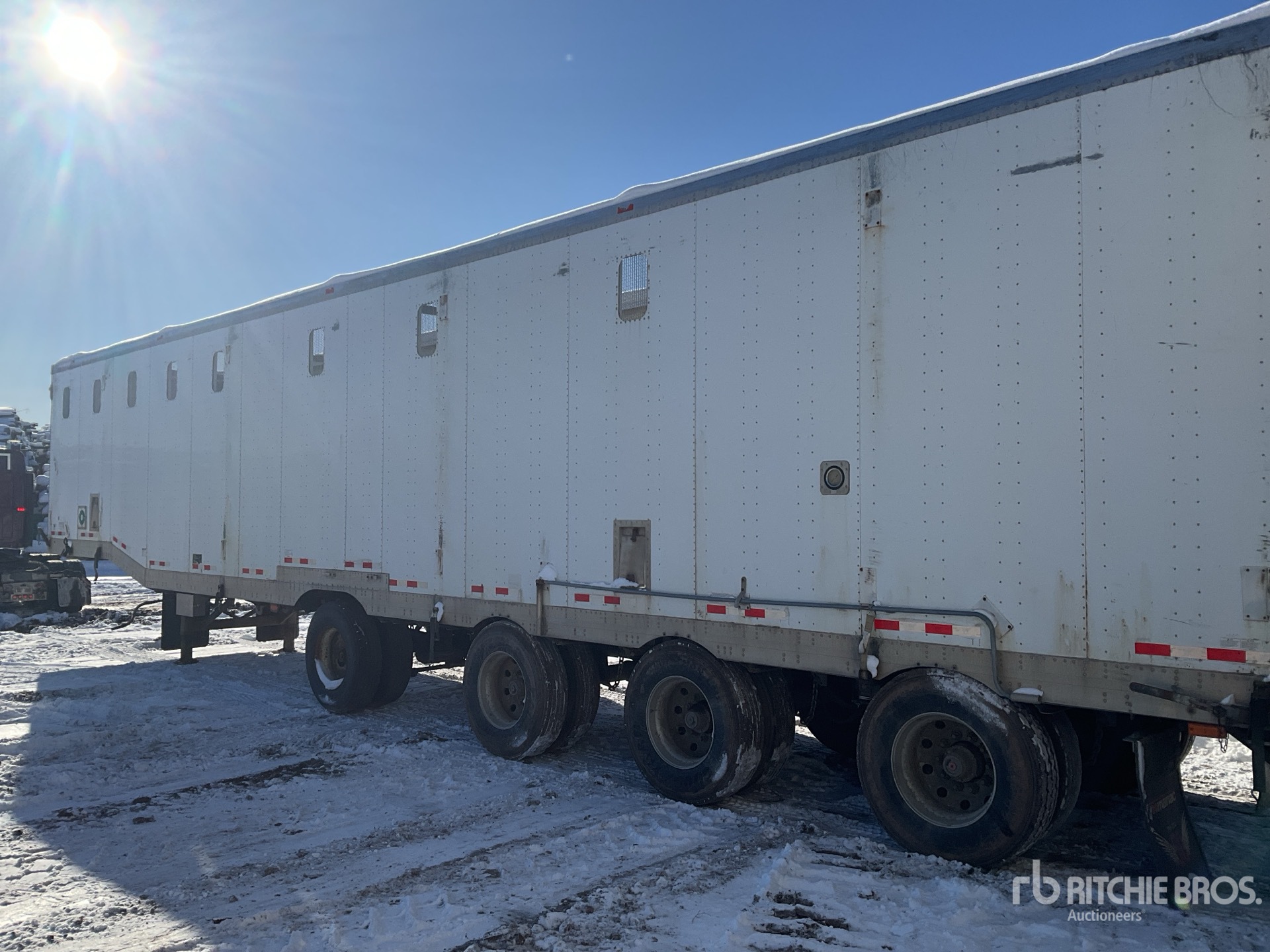 General Appearance with Imagen: esquina trasera izquierda