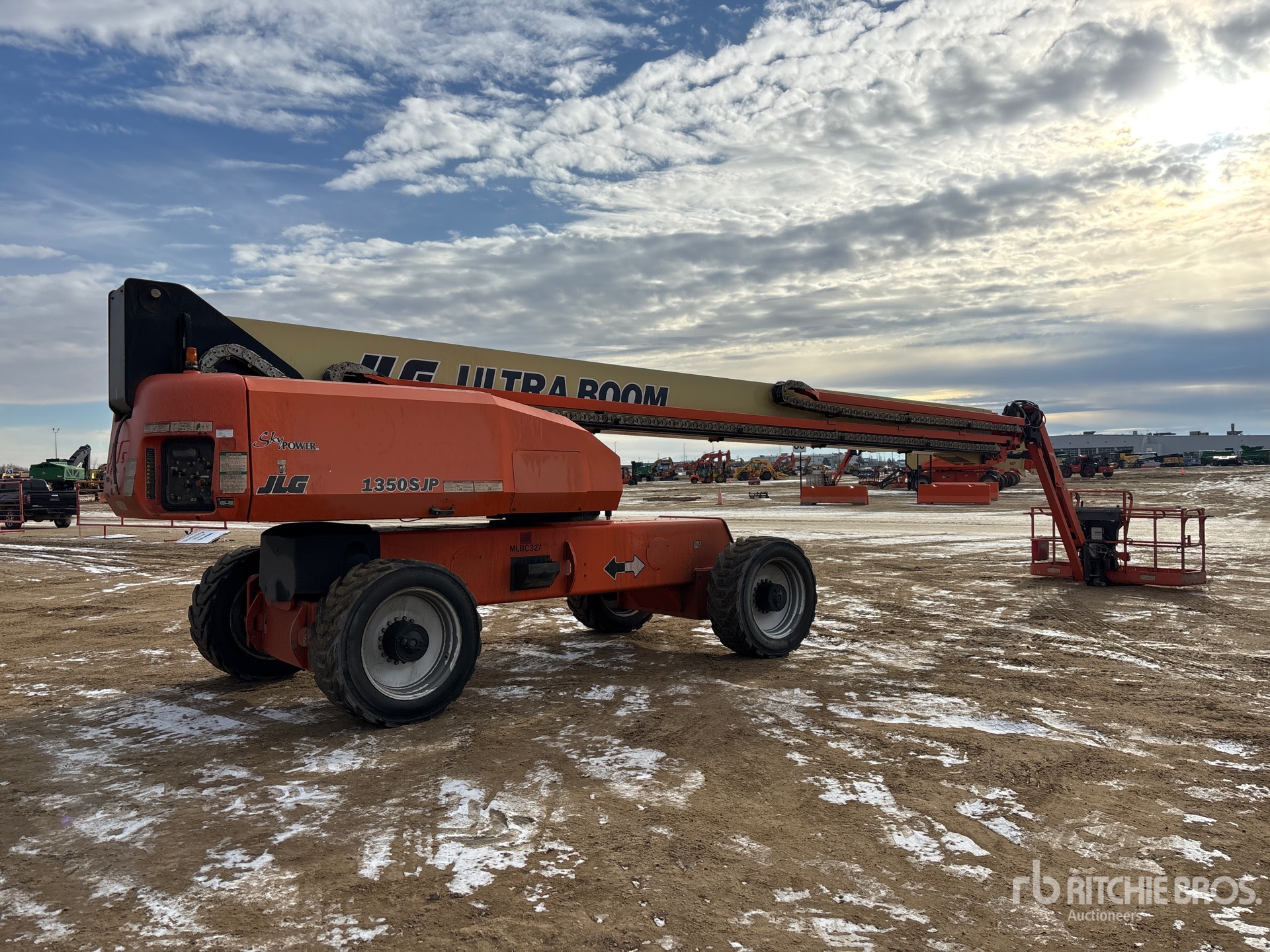 Aspect général with Image, coin arrière droit