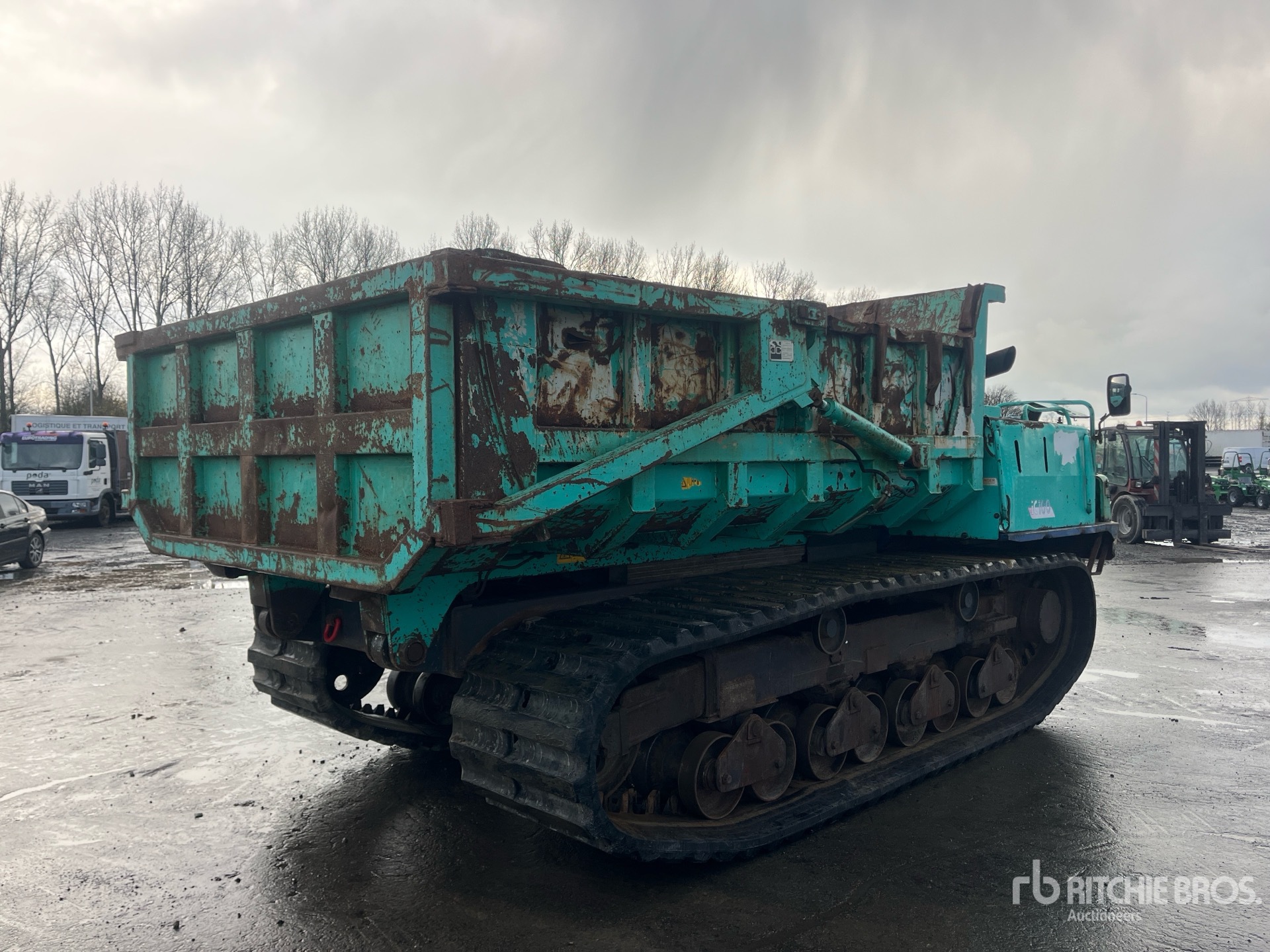 General Appearance with Bild, Ecke hinten rechts