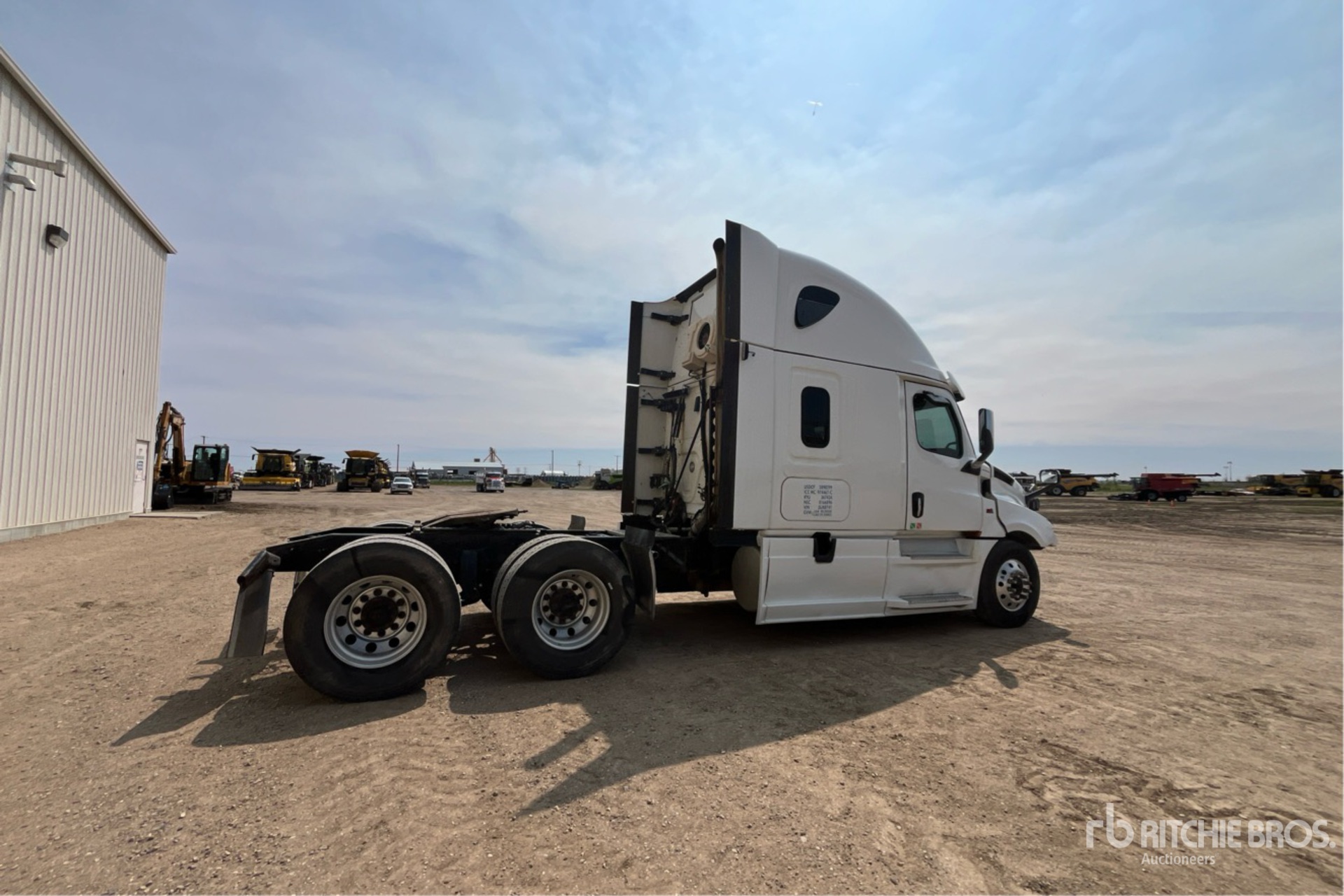 General Appearance with Image, coin arrière droit