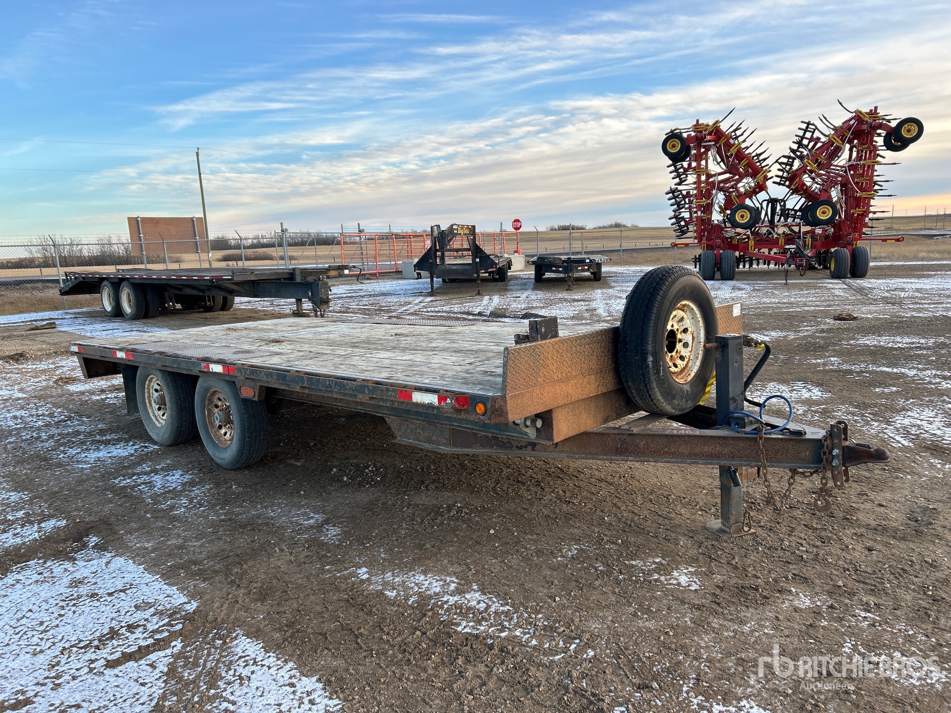 General Appearance with Image, coin avant droit