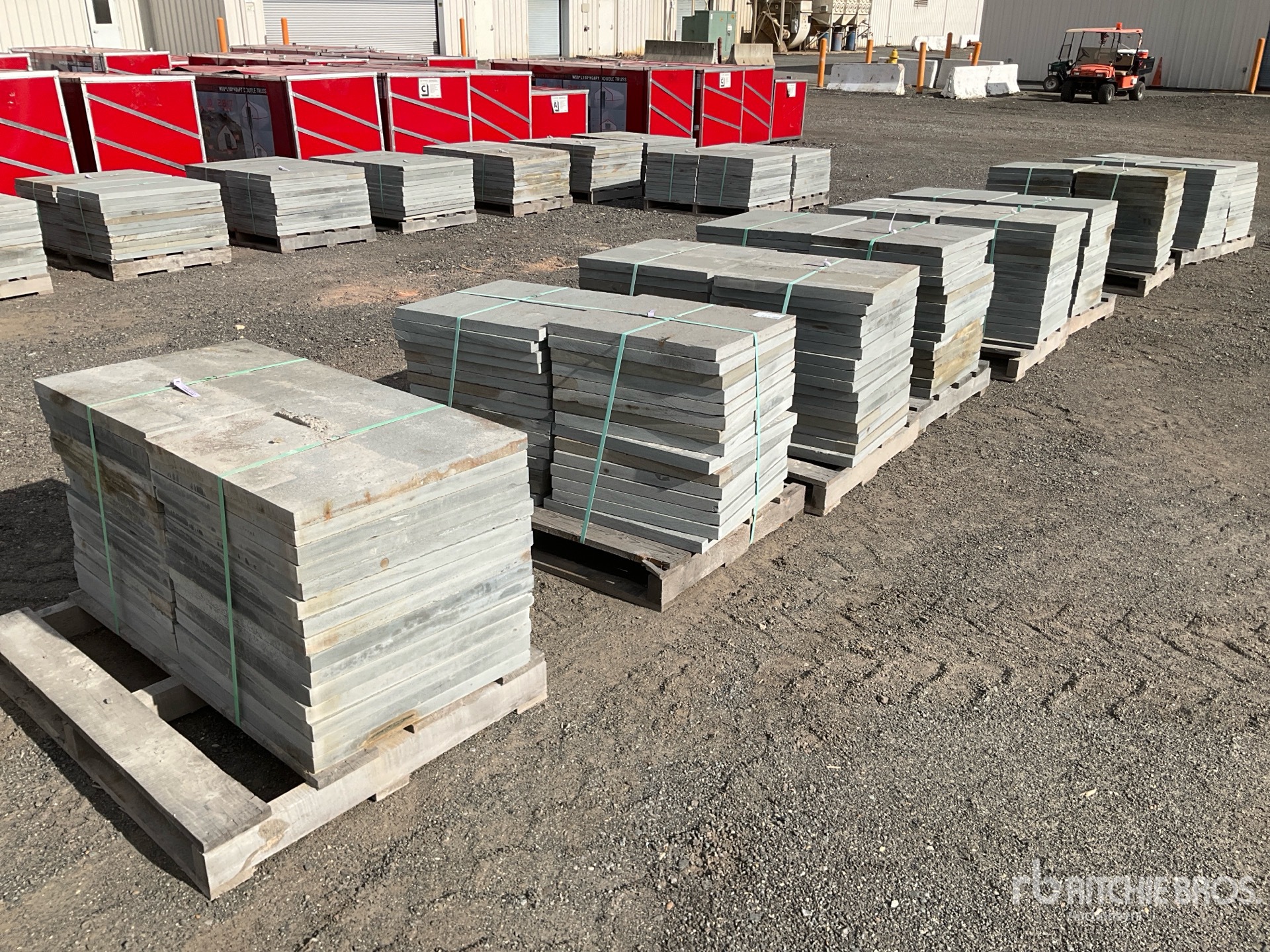 General Appearance with Bild, Ecke hinten links