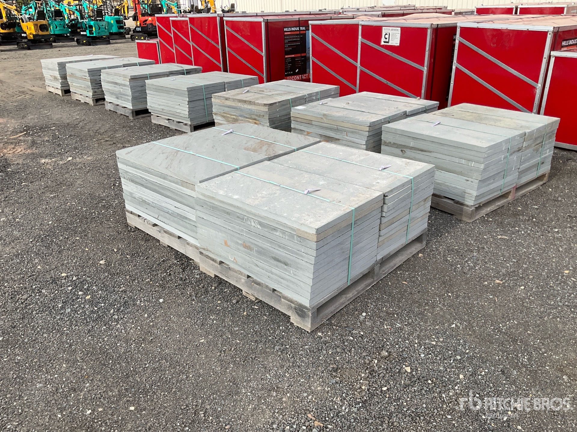 General Appearance with Bild, Ecke hinten links