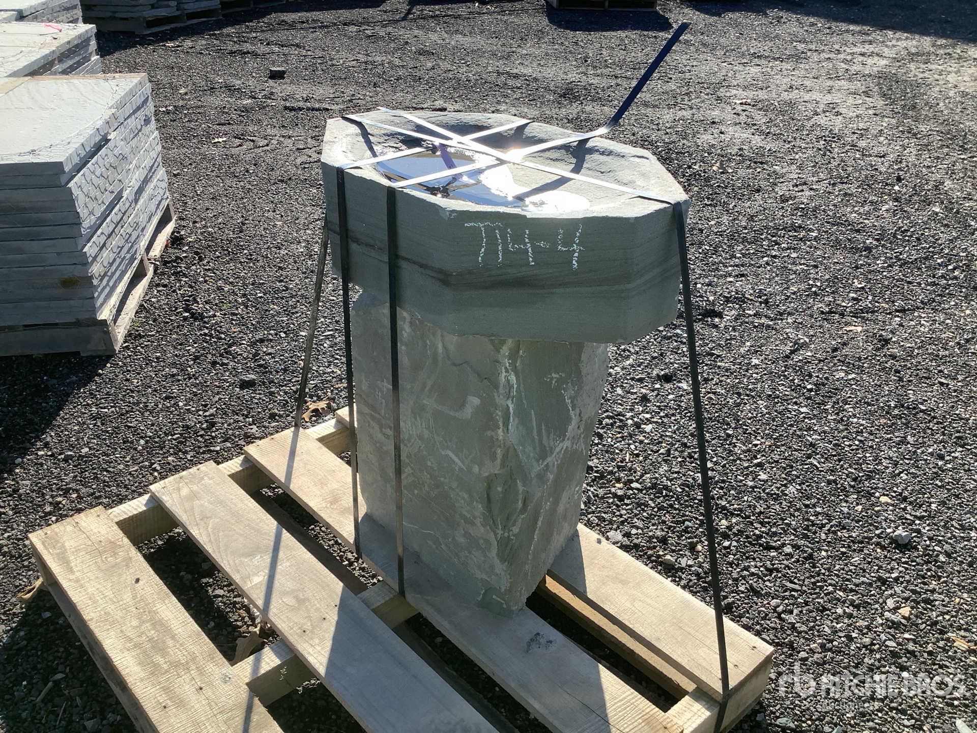 General Appearance with Zdjęcie, prawy dolny róg