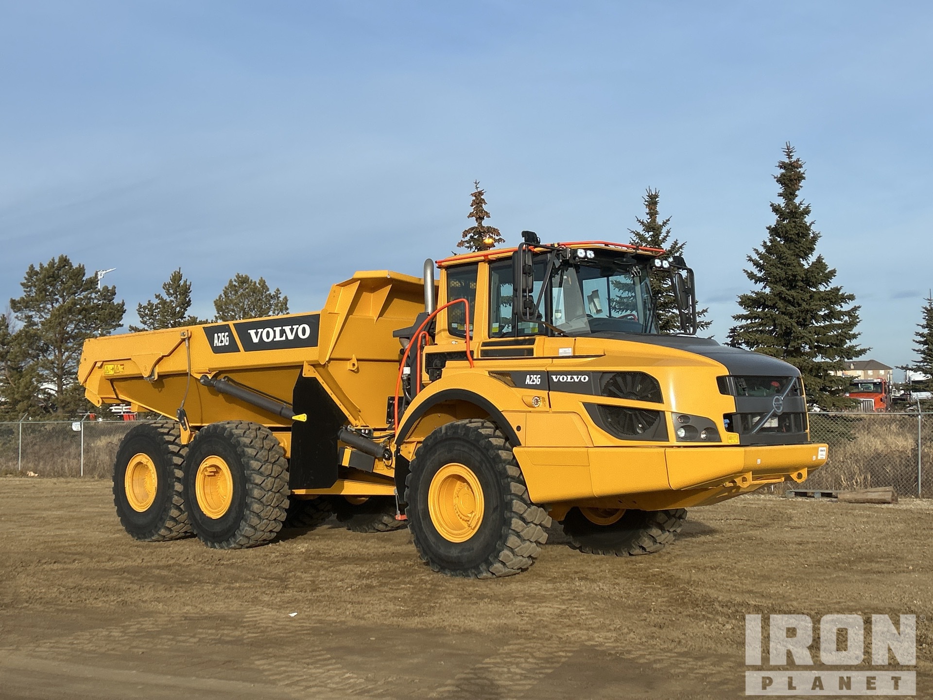 General Appearance with Foto, angolo anteriore destro