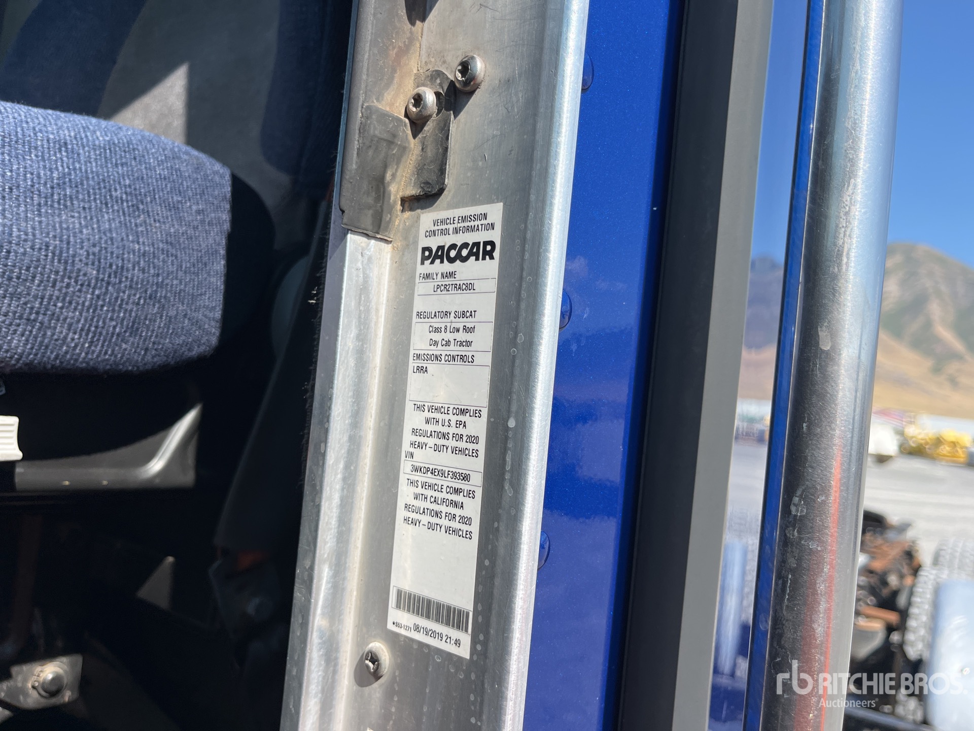 General Appearance with Seriennummer / FIN