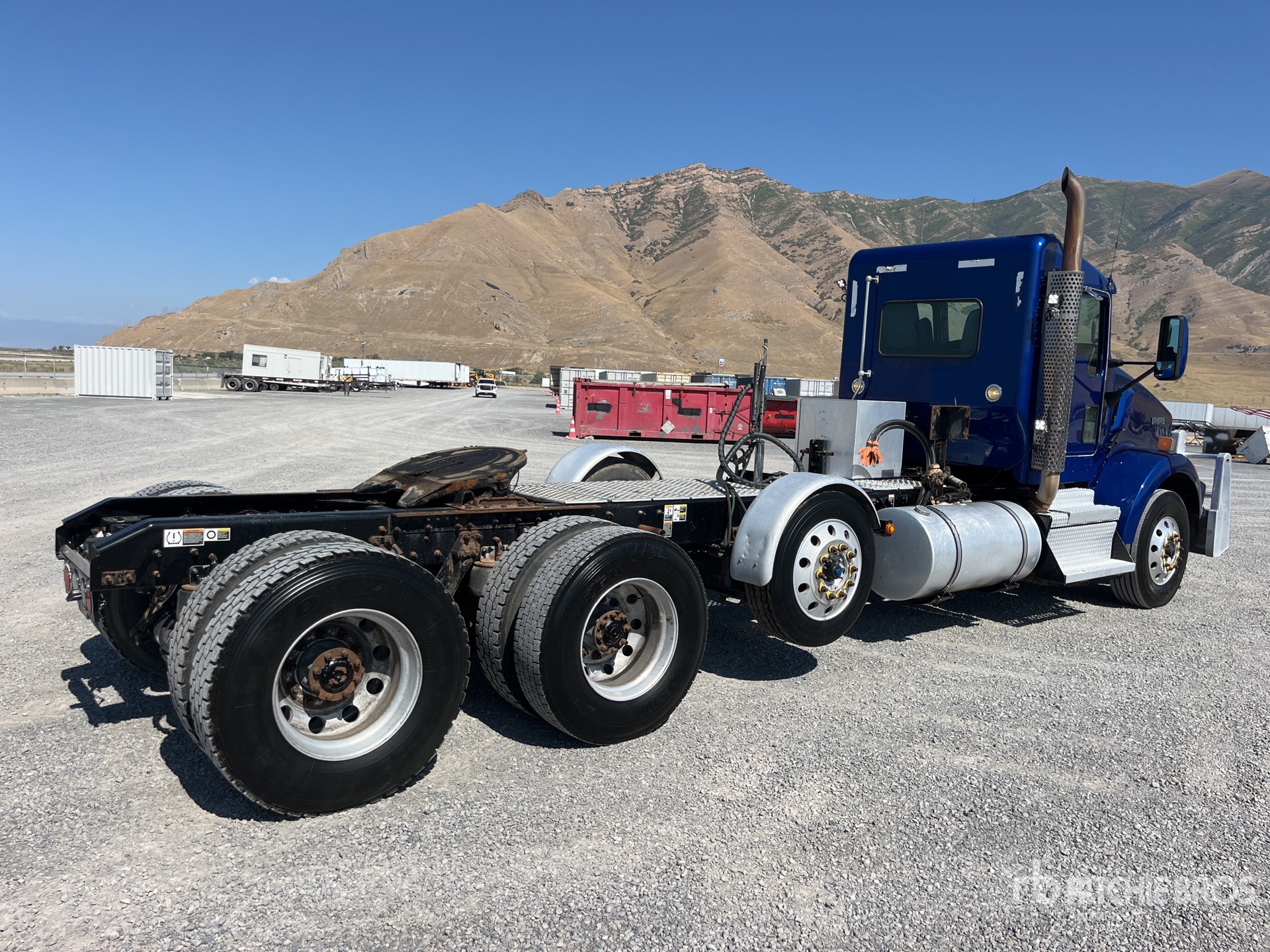 General Appearance with Bild, Ecke hinten rechts