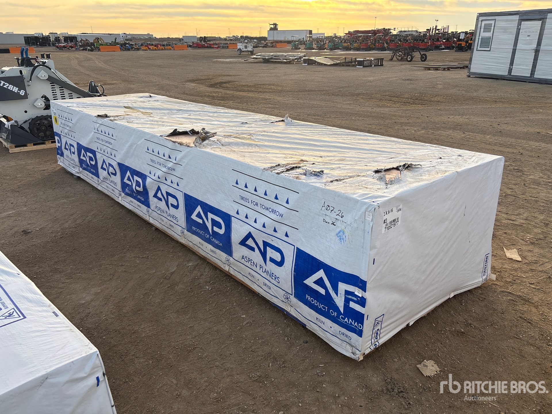 Aspect général with Image, coin arrière droit