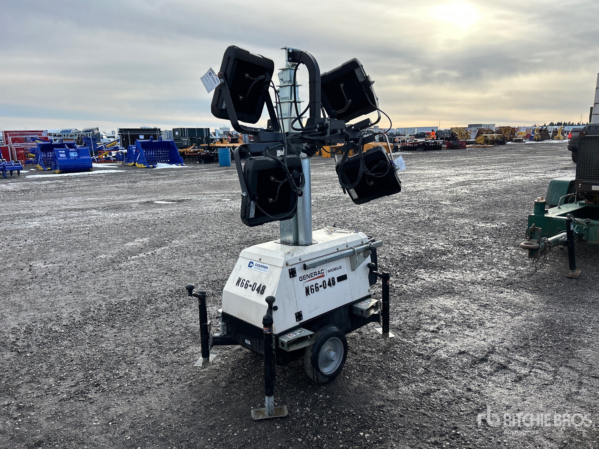 General Appearance with Imagen: esquina trasera derecha