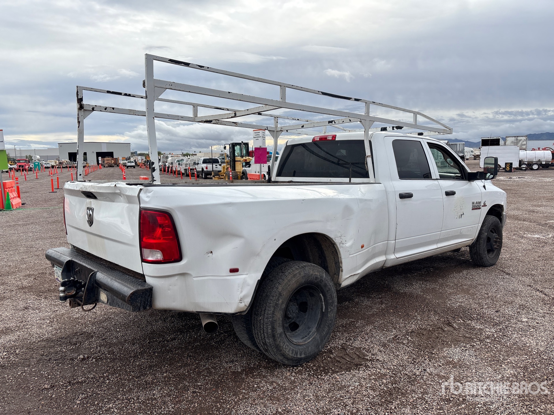 General Appearance with Image, coin arrière droit